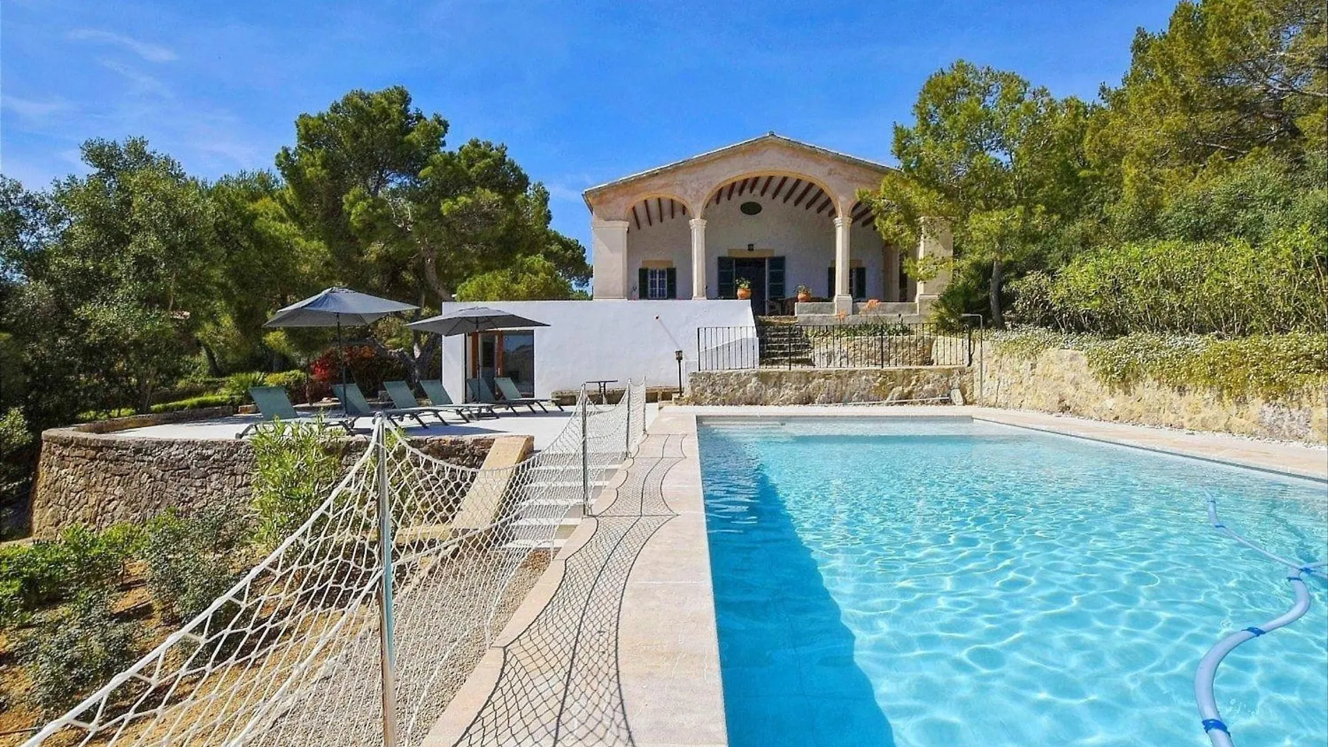 Дом отдыха Atemberaubende Villa Mit Meerblick Und Pool Алькудия Испания